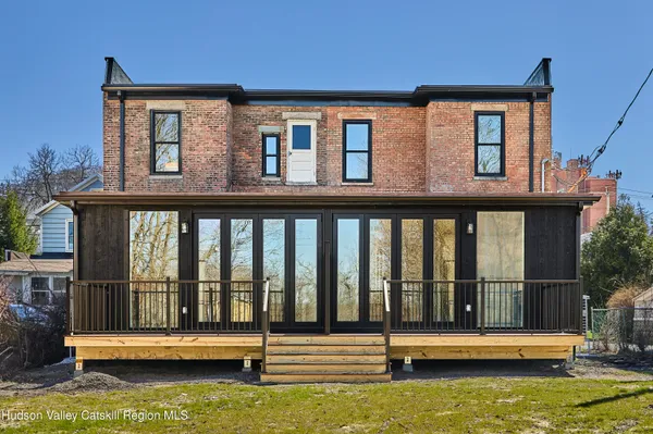 $2,750 | 72-74 Green Street, Unit 72B, Hudson, NY 12534