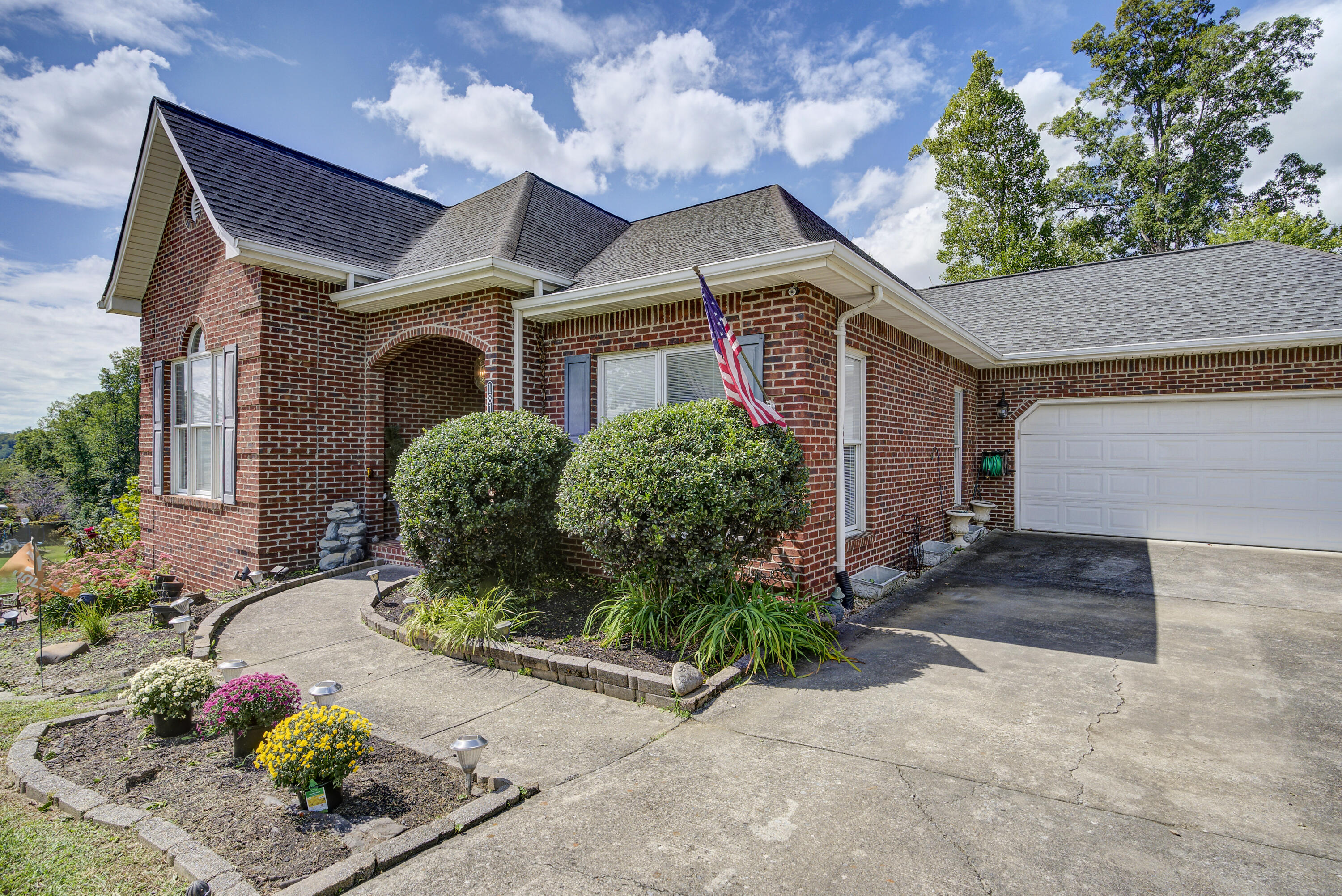 1816 Idle Hour Road Kingsport, TN 37660 - Photo 4 of 34 Idle--34