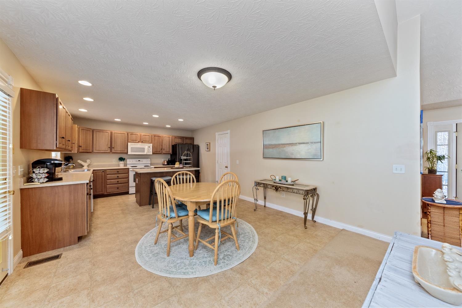 104 Willow Run Road Mount Orab, OH 45154 - Photo 7 of 21 Gallery Image 7