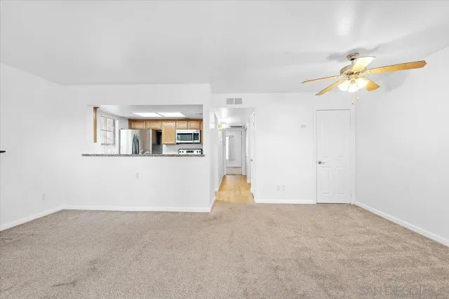 $2,350 | 15016 Avenida Venusto, Unit 168, San Diego, CA 92128