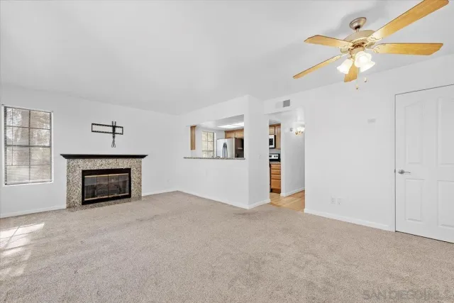 $2,350 | 15016 Avenida Venusto, Unit 168, San Diego, CA 92128