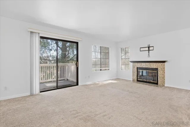 $2,350 | 15016 Avenida Venusto, Unit 168, San Diego, CA 92128