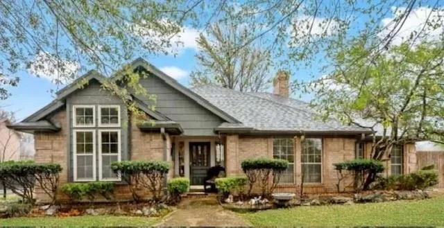 $315,000 | 1720 North Collegiate Drive, Paris, TX 75462