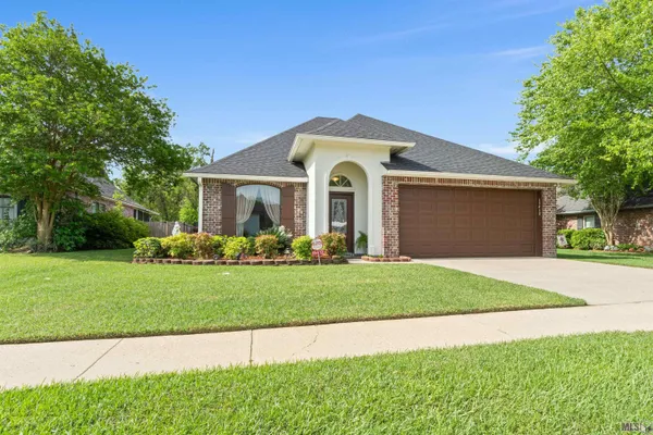 $329,000 | 15412 Streamwood Court, Baton Rouge, LA 70816