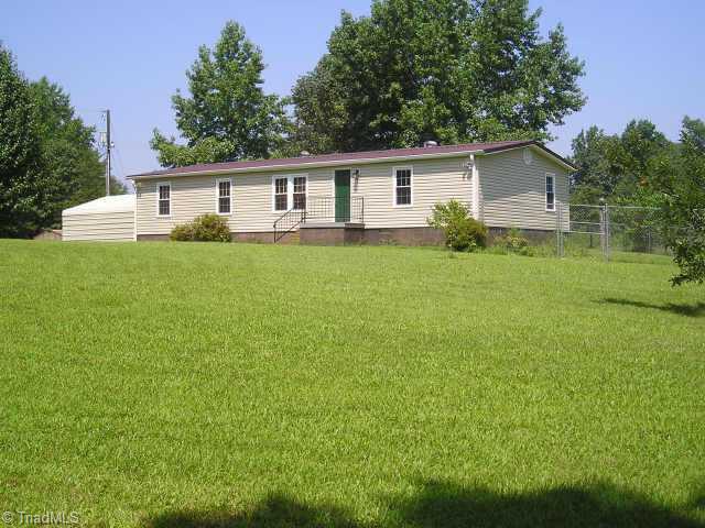 1020 Dusti Trail Road King, NC 27021 - Photo 1 of 6 Exterior Front.