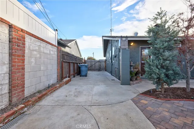 $3,600 | 247 East Hurst Street, Covina, CA 91723