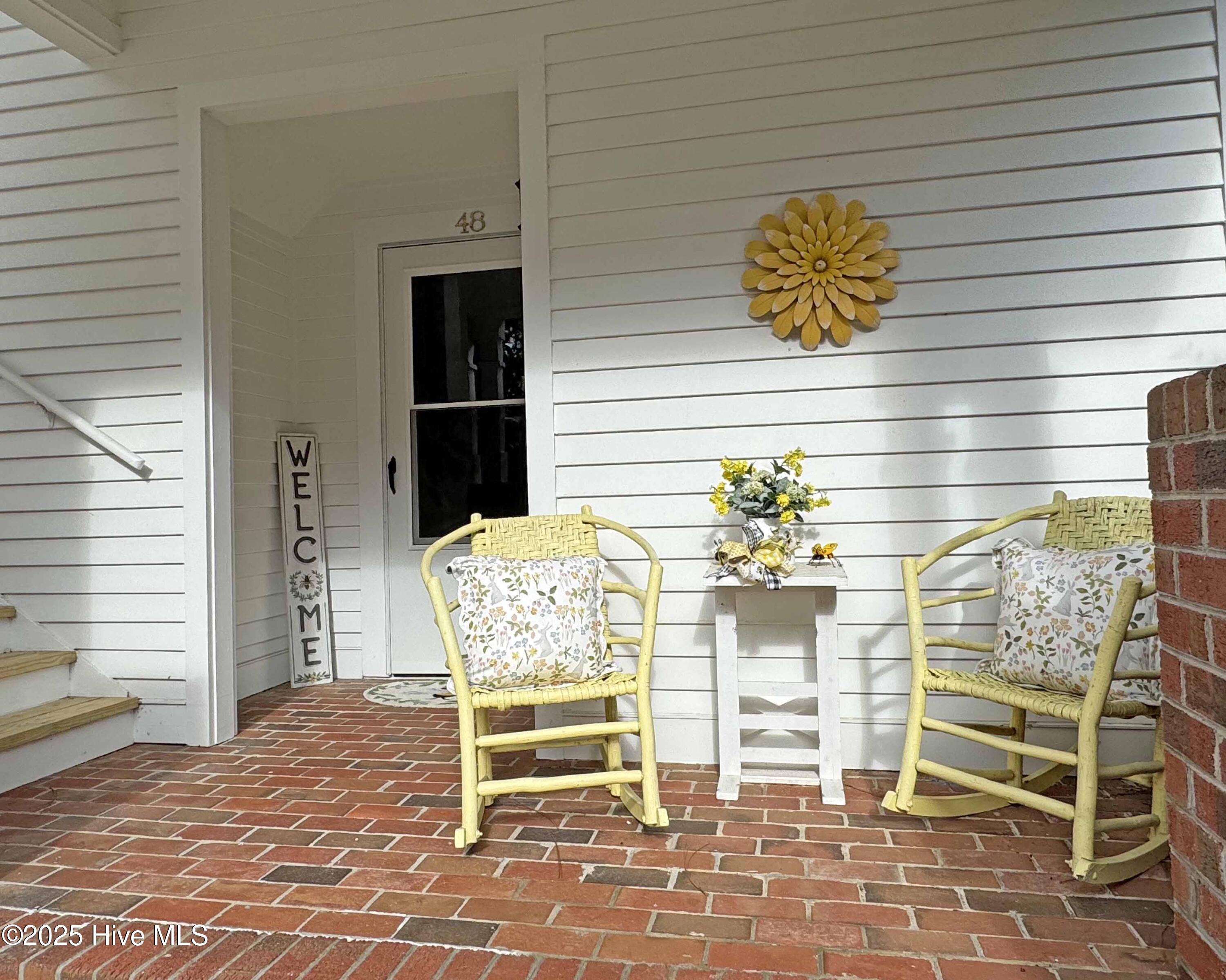 48 Knoll Road Southern Pines, NC 28387 - Photo 2 of 18 Front Porchedit