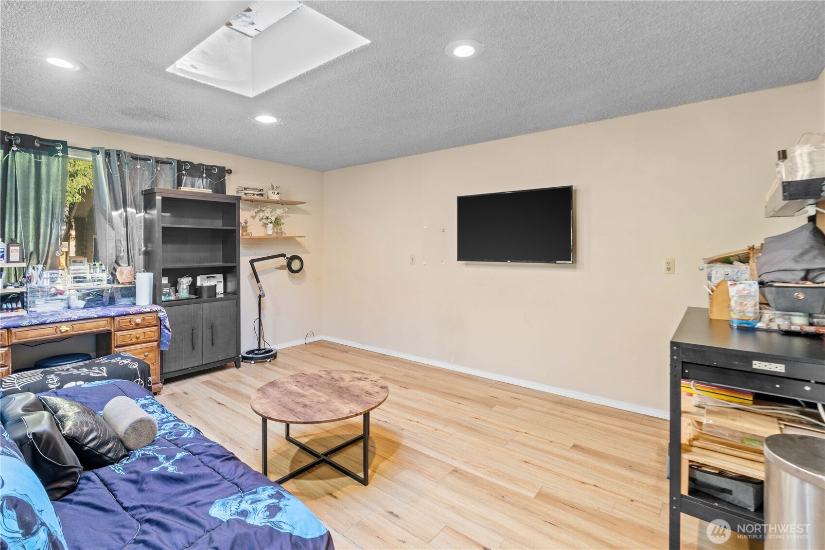 22415 Military Road South SeaTac, WA 98198 - Photo 12 of 31 a living room with furniture and a flat screen tv