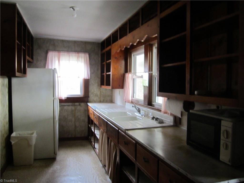 390 Ward Curry Road Lexington, NC 27292 - Photo 9 of 11 Gallery Image 9