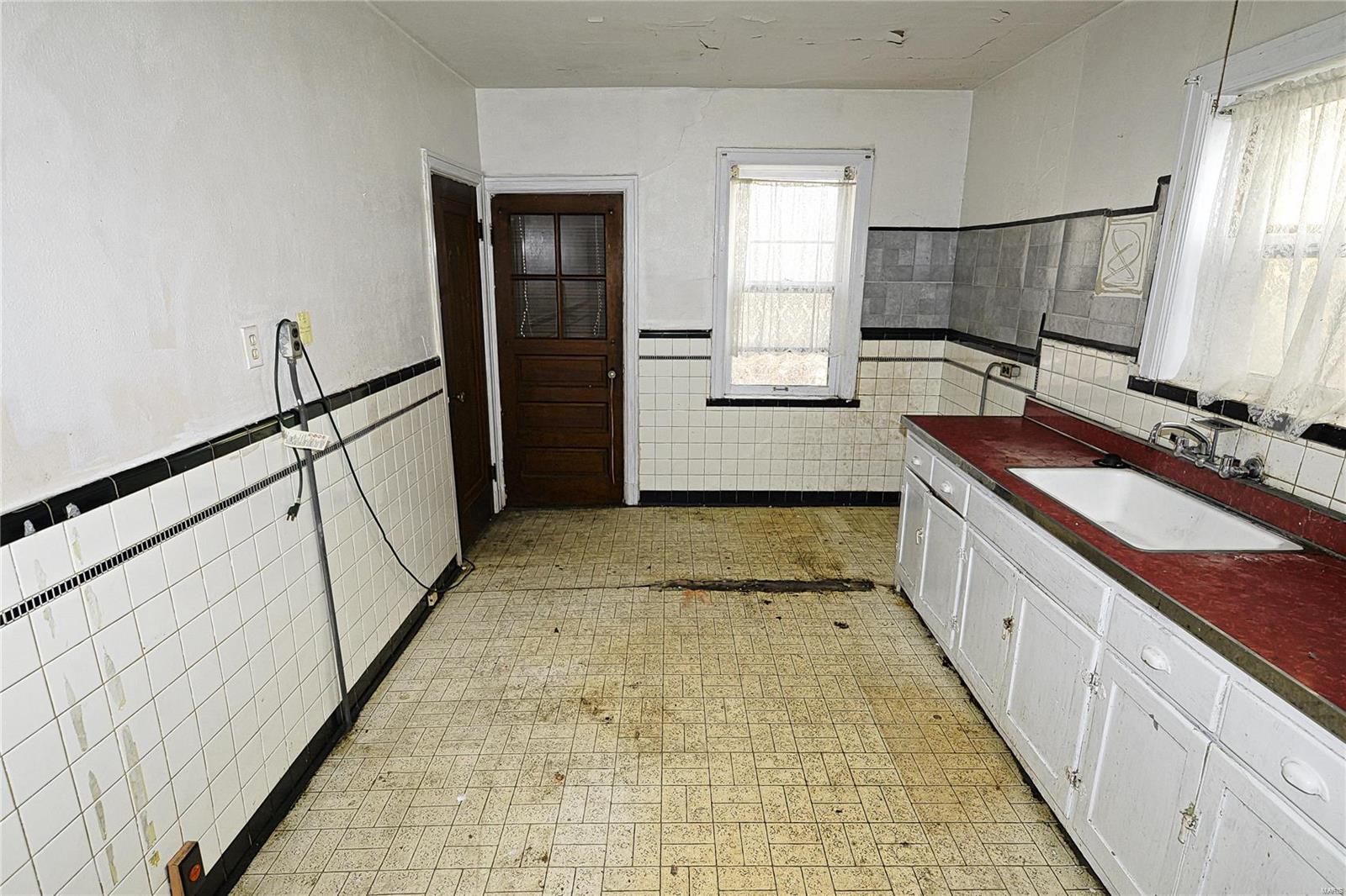 2631 Telegraph Road St. Louis, MO 63125 - Photo 11 of 17 Gallery Image 11