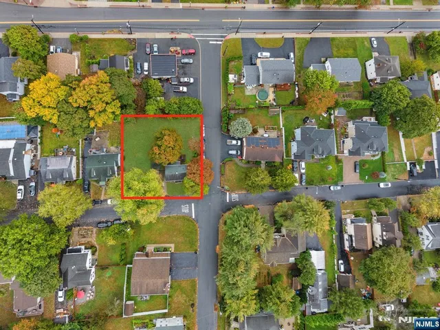 $575,000 | 188 Scharer Avenue, Northvale, NJ 07647