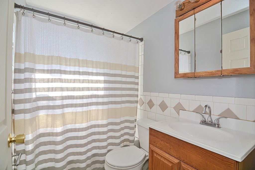 10 Calvin Road Easton, MA 02356 - Photo 15 of 23 Gallery Image 15