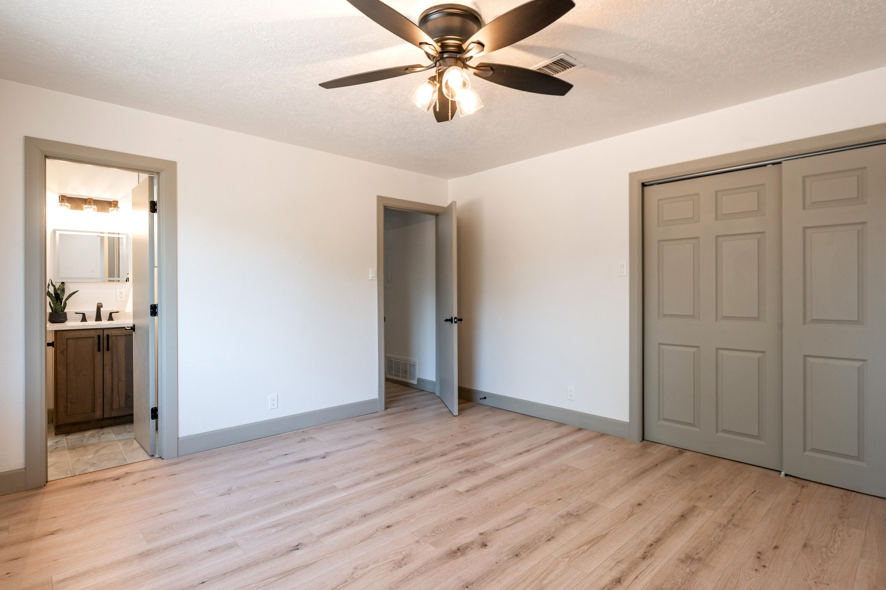 7015 Lantern Road Northeast Albuquerque, NM 87109 - Photo 38 of 44 Gallery Image 38