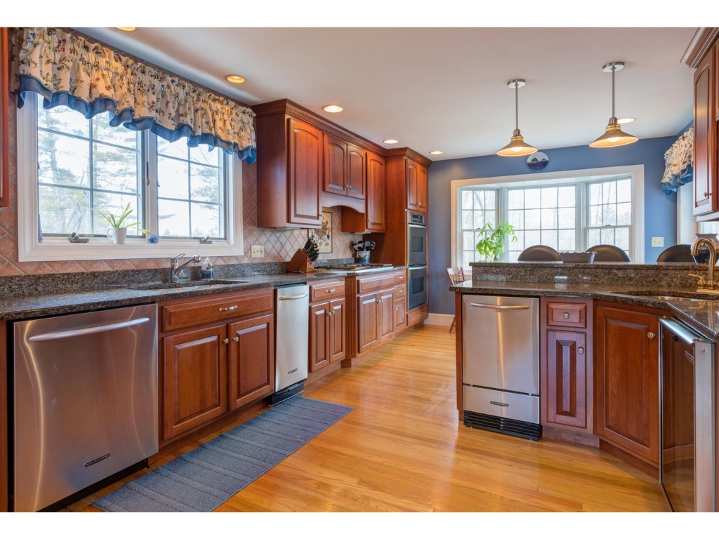 166 Chadbourne Ridge Road Waterboro, ME 04030 - Photo 7 of 33