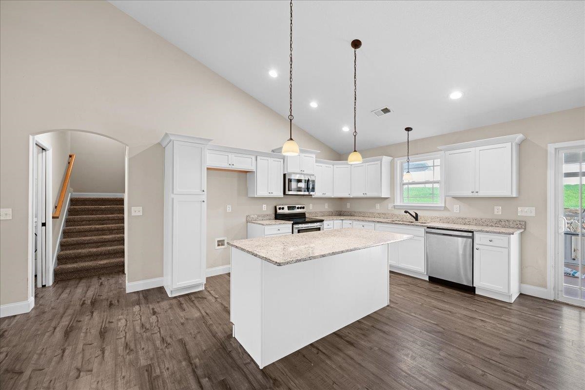 176 Coleman Road Wellford, SC 29385 - Photo 8 of 41 Gallery Image 8