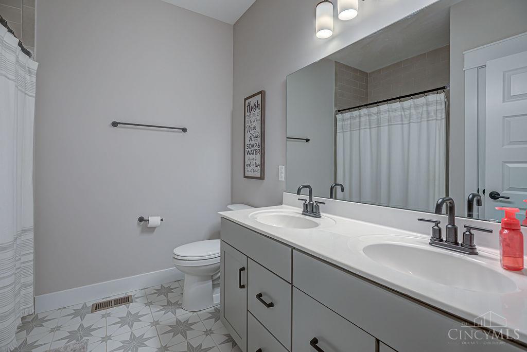 5866 High Point Court Fairfield, OH 45014 - Photo 23 of 60