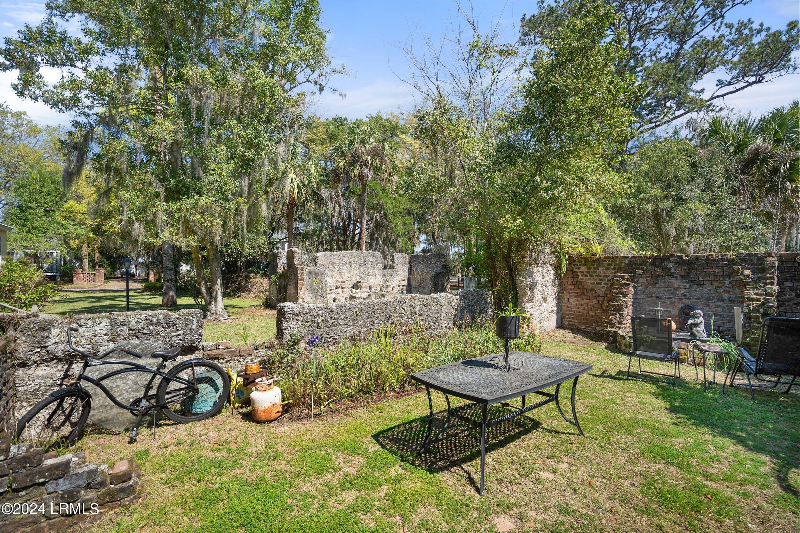 809 Hamilton Street Beaufort, SC 29902 - Photo 11 of 49 DSC02529-48.jpg-SMALL