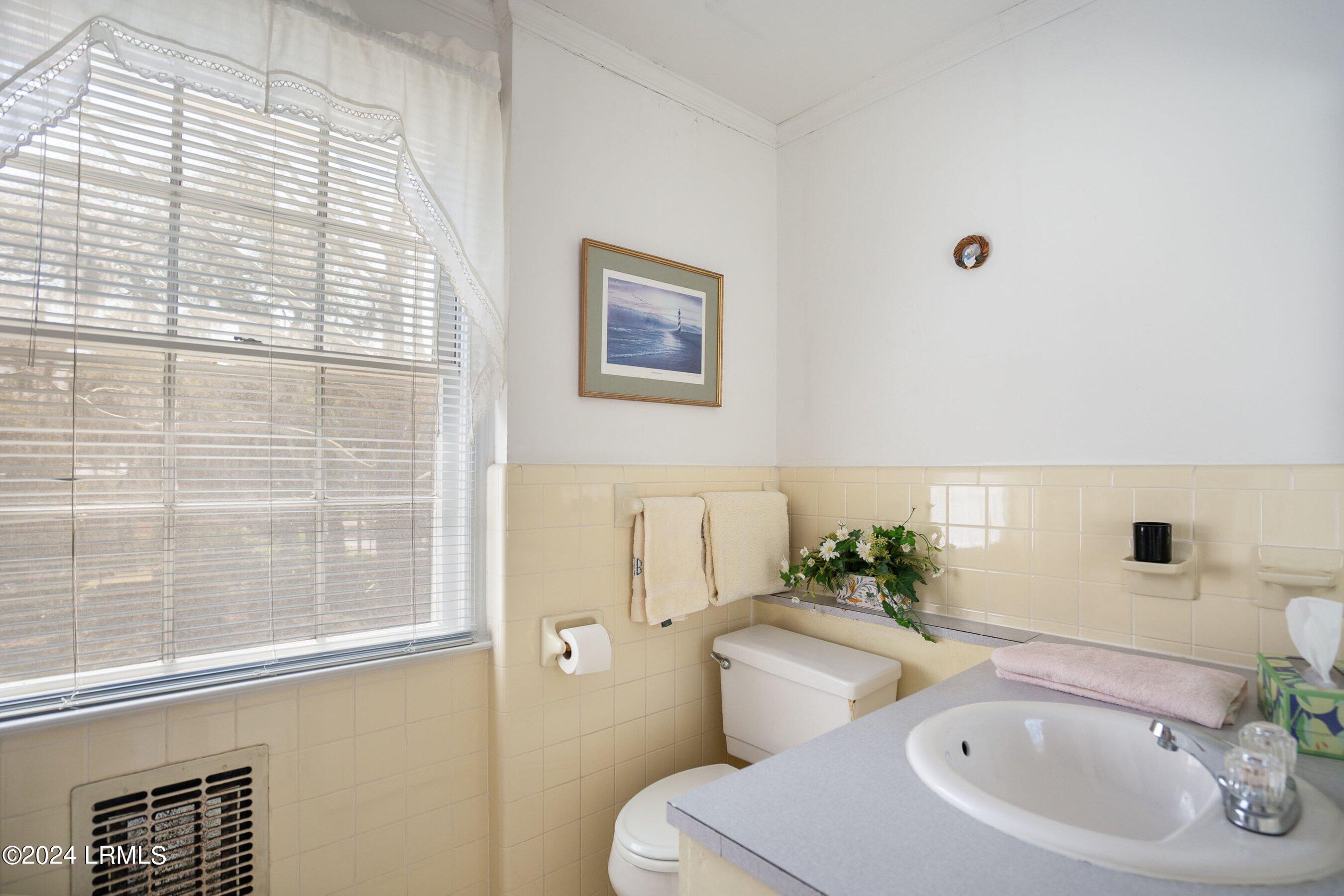 809 Hamilton Street Beaufort, SC 29902 - Photo 25 of 49 DSC02626-140.jpg-SMALL