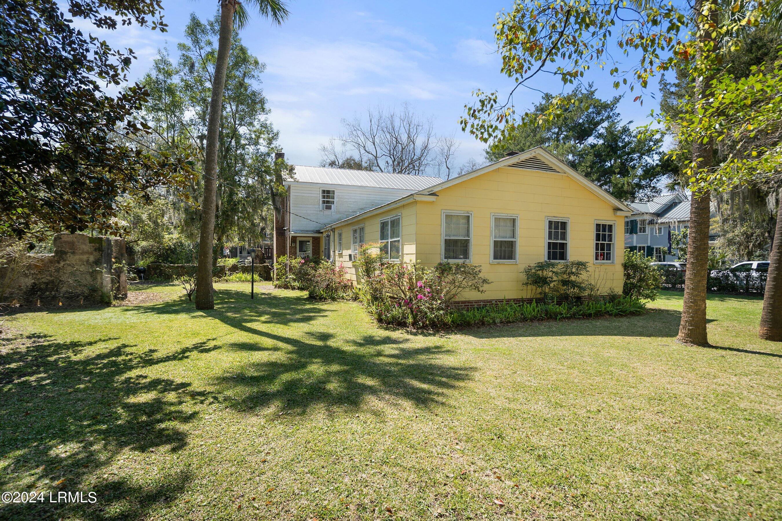 809 Hamilton Street Beaufort, SC 29902 - Photo 5 of 49 DSC02496-15.jpg-SMALL