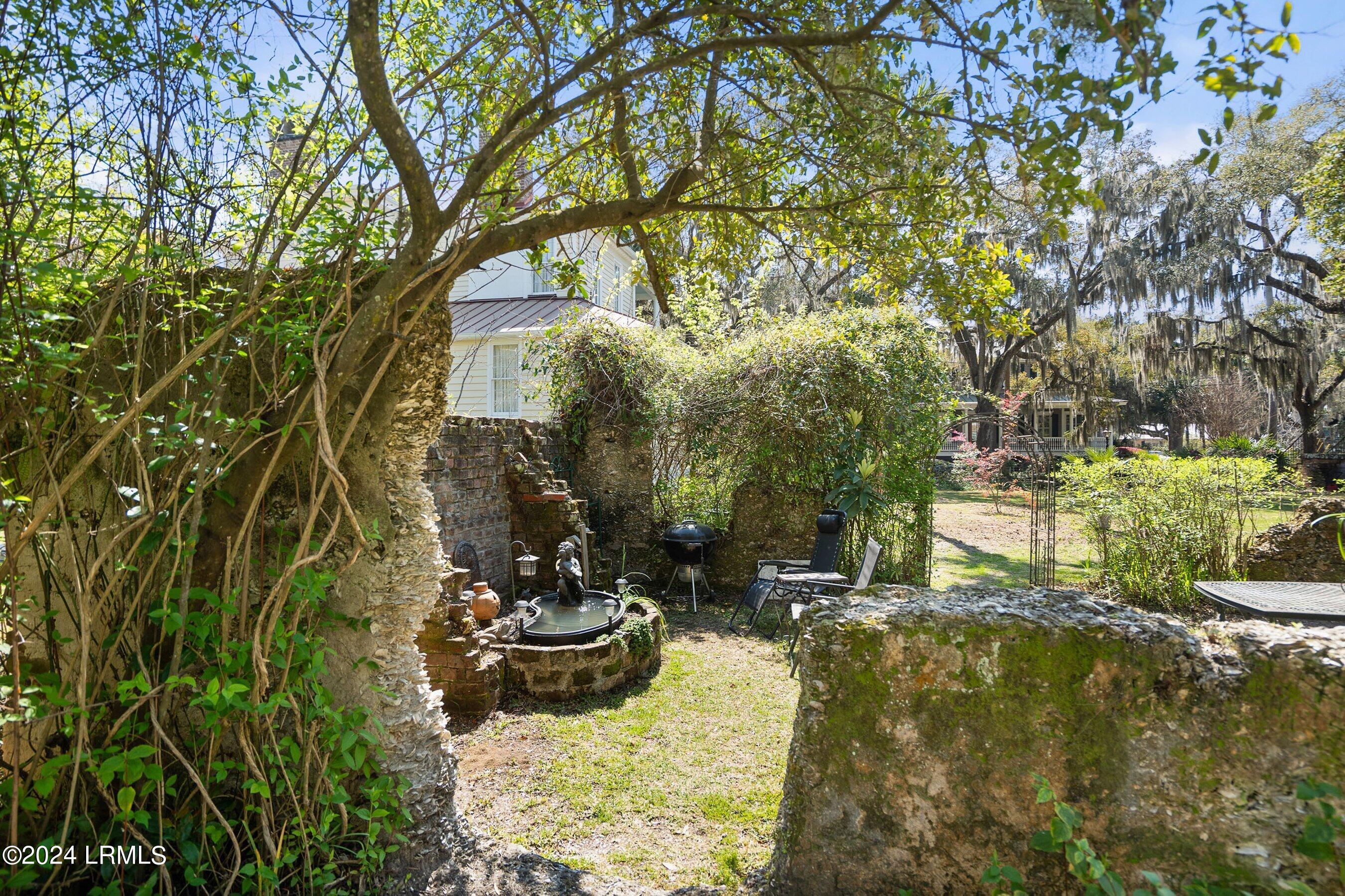 809 Hamilton Street Beaufort, SC 29902 - Photo 9 of 49 DSC02519-38.jpg-SMALL