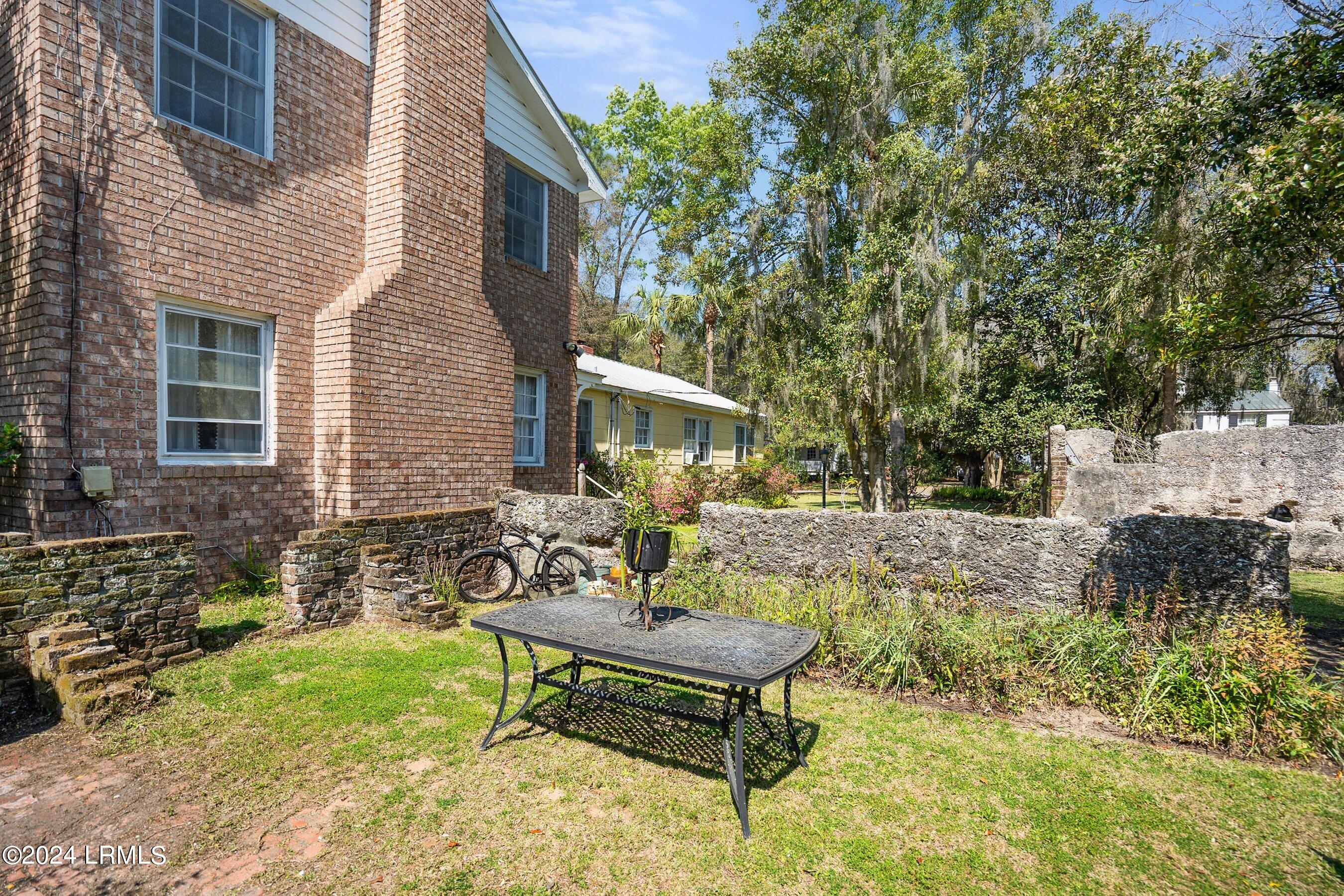 809 Hamilton Street Beaufort, SC 29902 - Photo 10 of 49 DSC02524-43.jpg-SMALL
