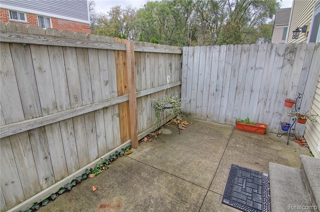 294 1st Street Rochester, MI 48307 - Photo 22 of 24 Patio.jpg