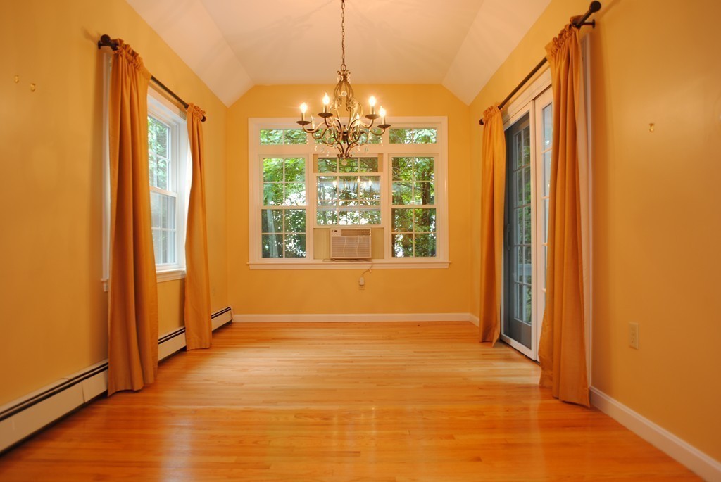 21 Stonebrook Road Sudbury, MA 01776 - Photo 7 of 17