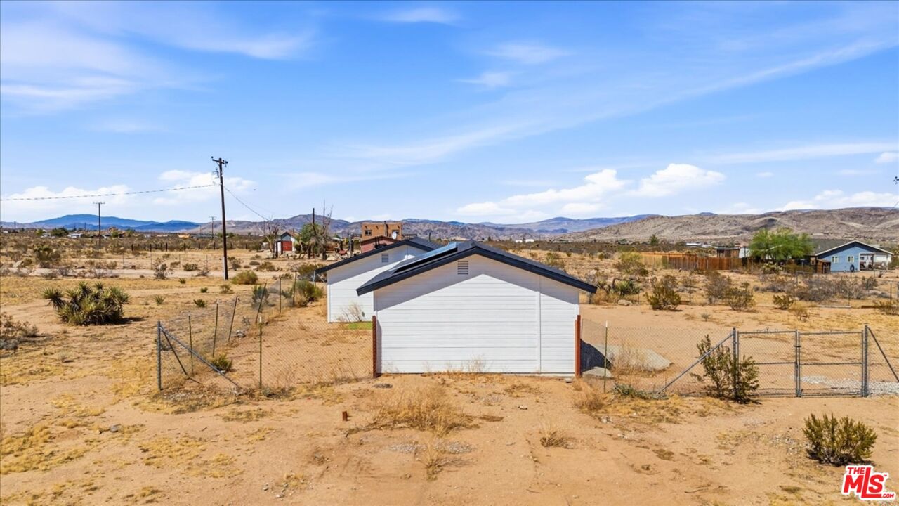 56133 Jesse Road Landers, CA 92285 - Photo 34 of 36 Gallery Image 34