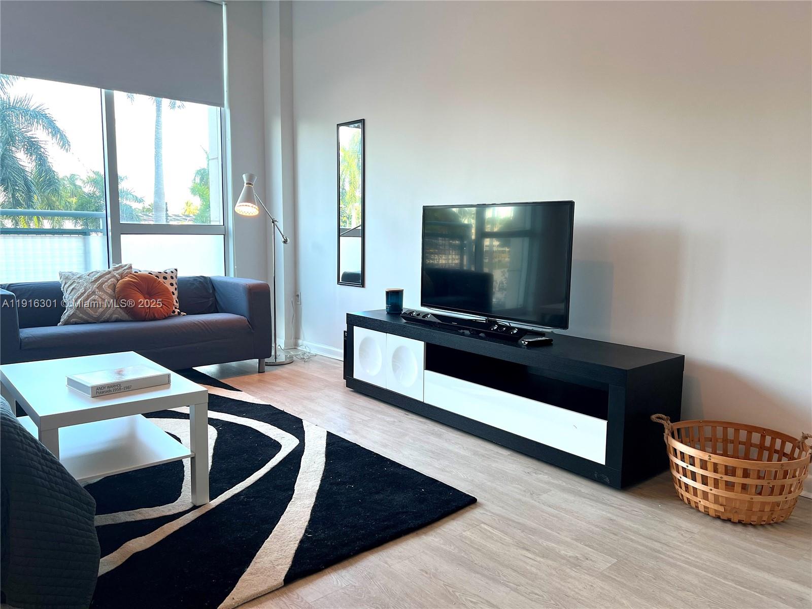 253 Northeast 2nd Street, Unit 233 Miami, FL 33132 - Photo 2 of 15