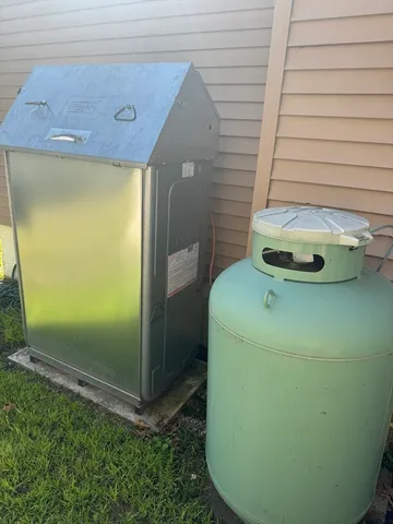 a view of a room with washing machine
