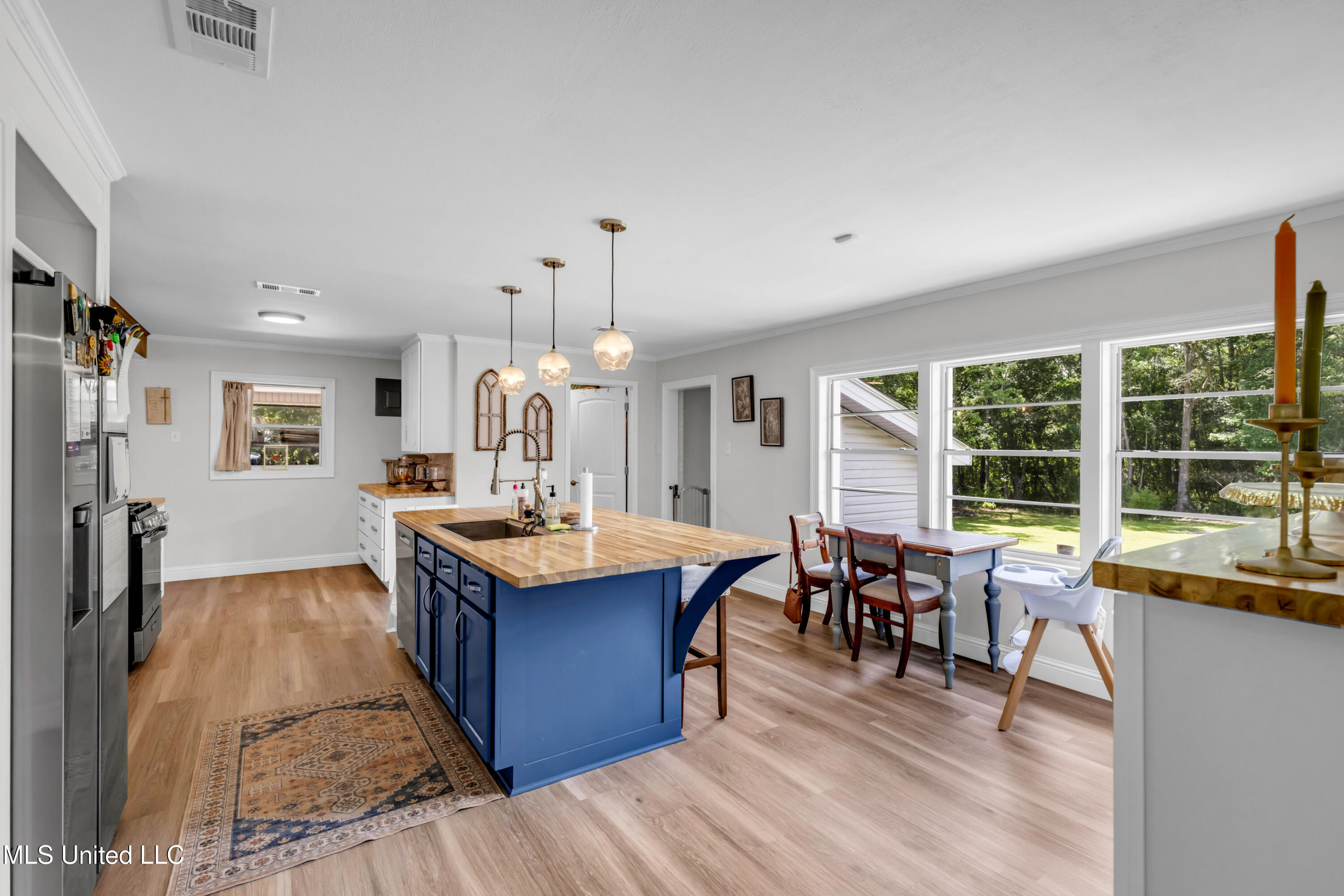 600 Graveline Road Gautier, MS 39553 - Photo 13 of 32 600GravelineRd-15