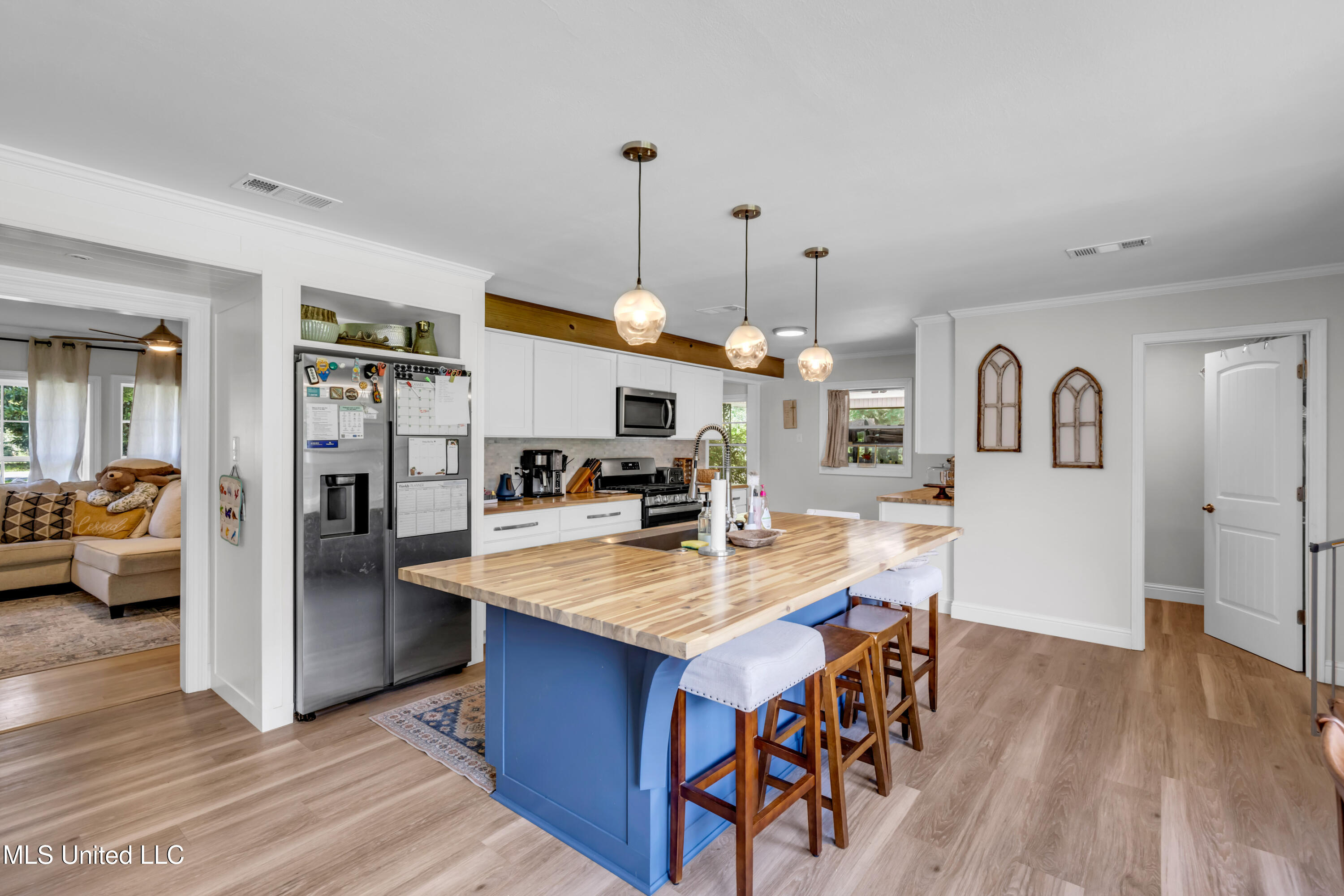 600 Graveline Road Gautier, MS 39553 - Photo 14 of 32 600GravelineRd-16