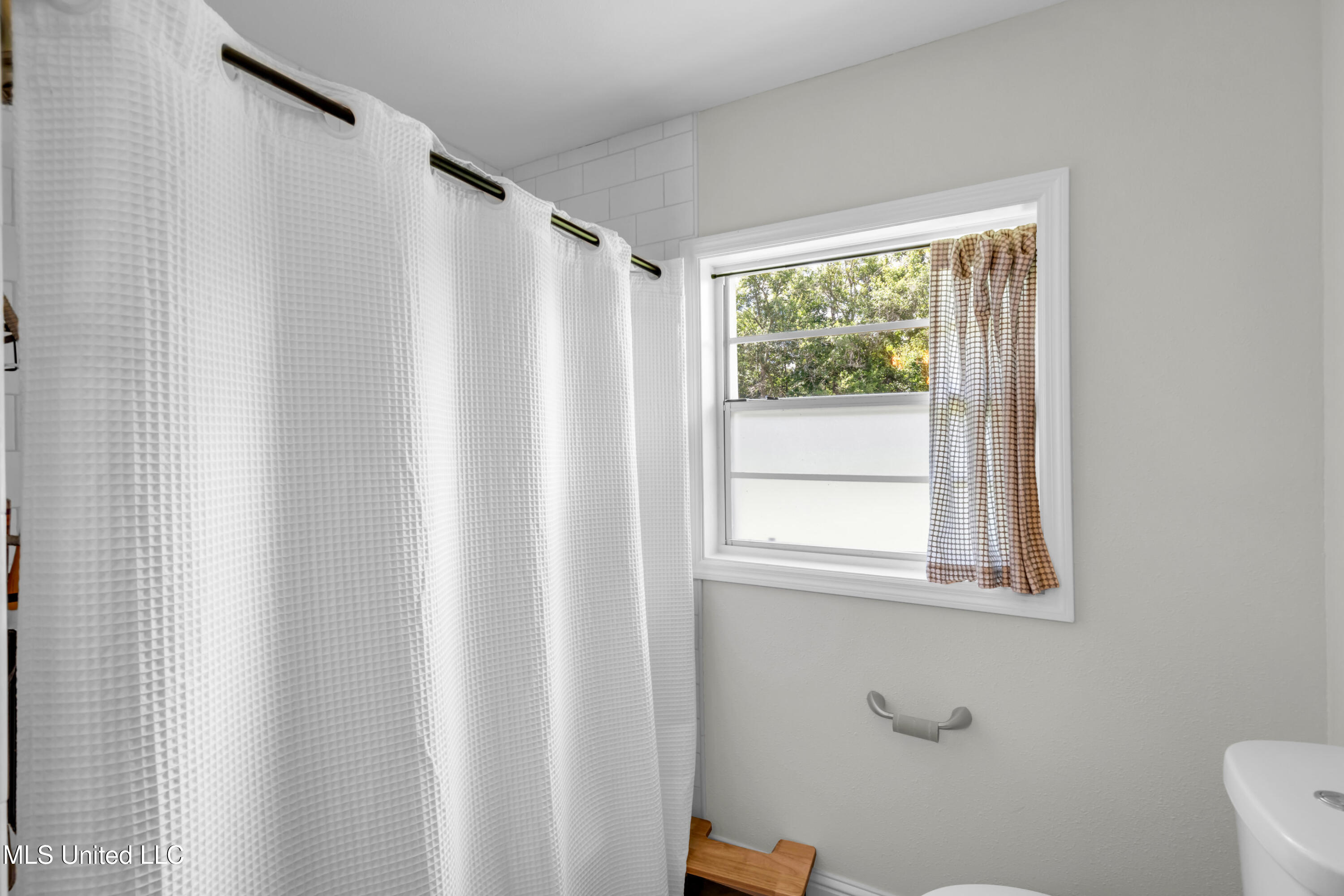 600 Graveline Road Gautier, MS 39553 - Photo 23 of 32 600GravelineRd-25