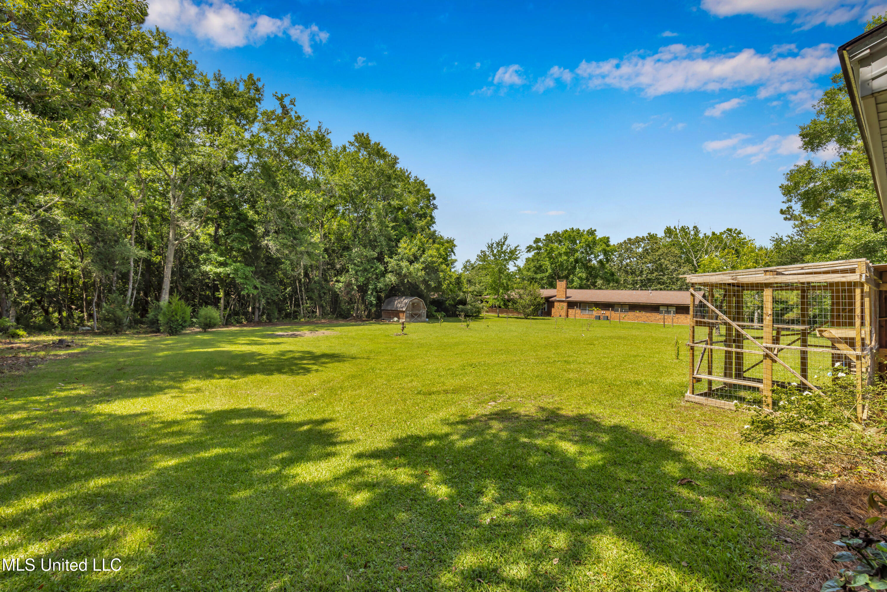 600 Graveline Road Gautier, MS 39553 - Photo 31 of 32 600GravelineRd-34