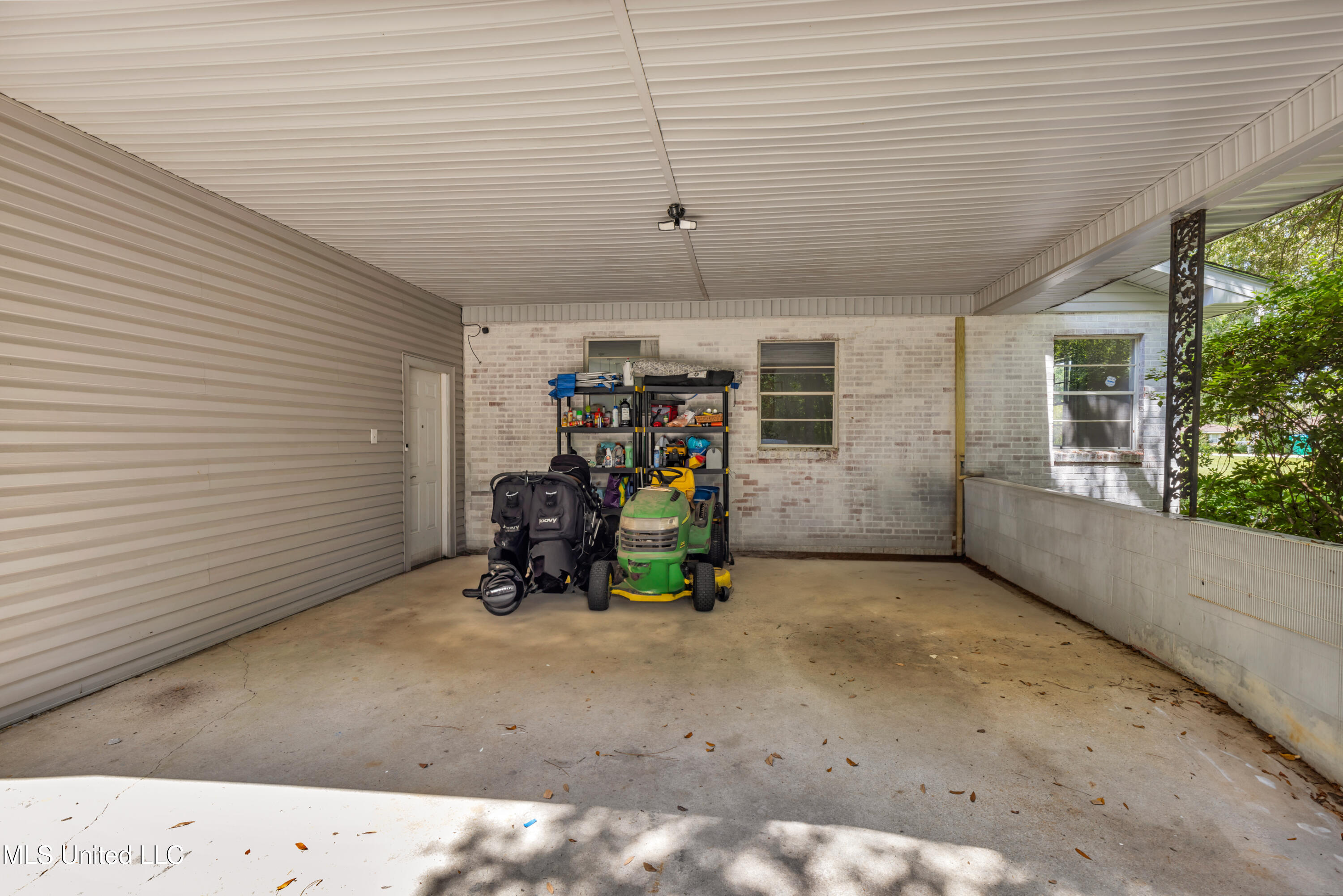 600 Graveline Road Gautier, MS 39553 - Photo 6 of 32 600GravelineRd-6