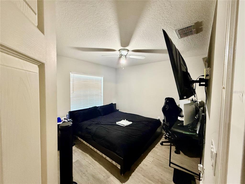 4098 Ruby Run Haines City, FL 33844 - Photo 26 of 34 a living room with furniture