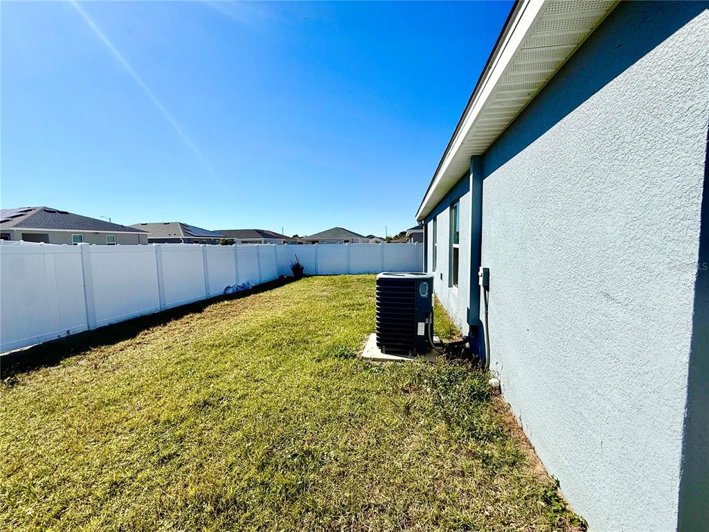 4098 Ruby Run Haines City, FL 33844 - Photo 34 of 34 a view of a back yard