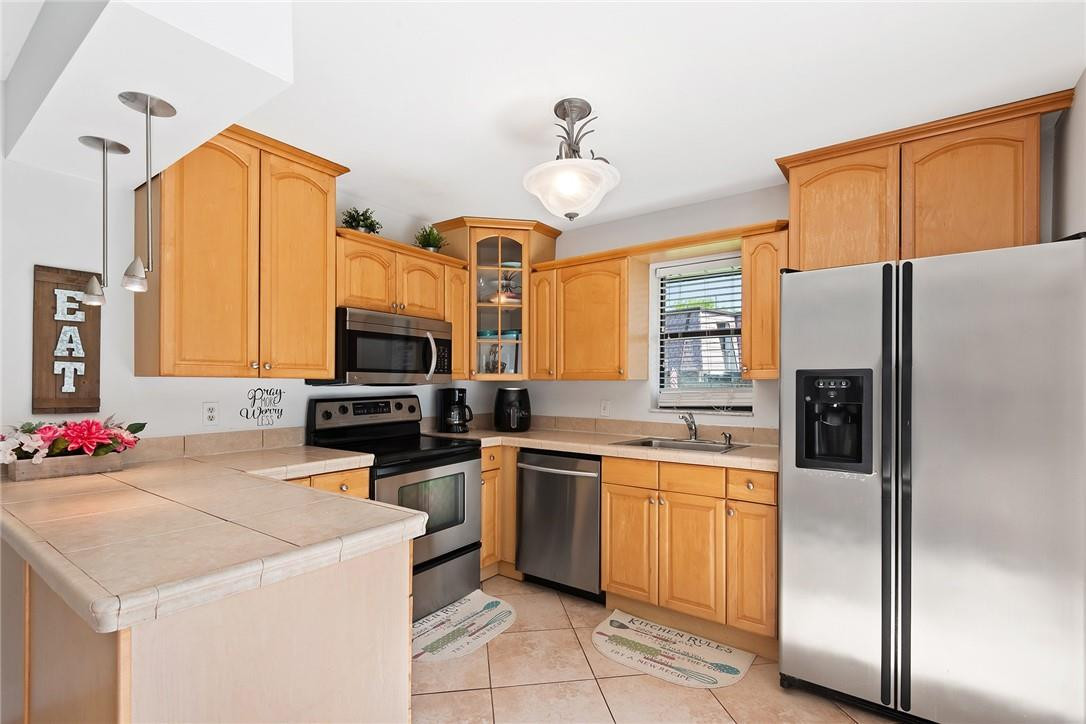 7529 Courtyard Run East, Unit 7529 Boca Raton, FL 33433 - Photo 2 of 22 Photo 2