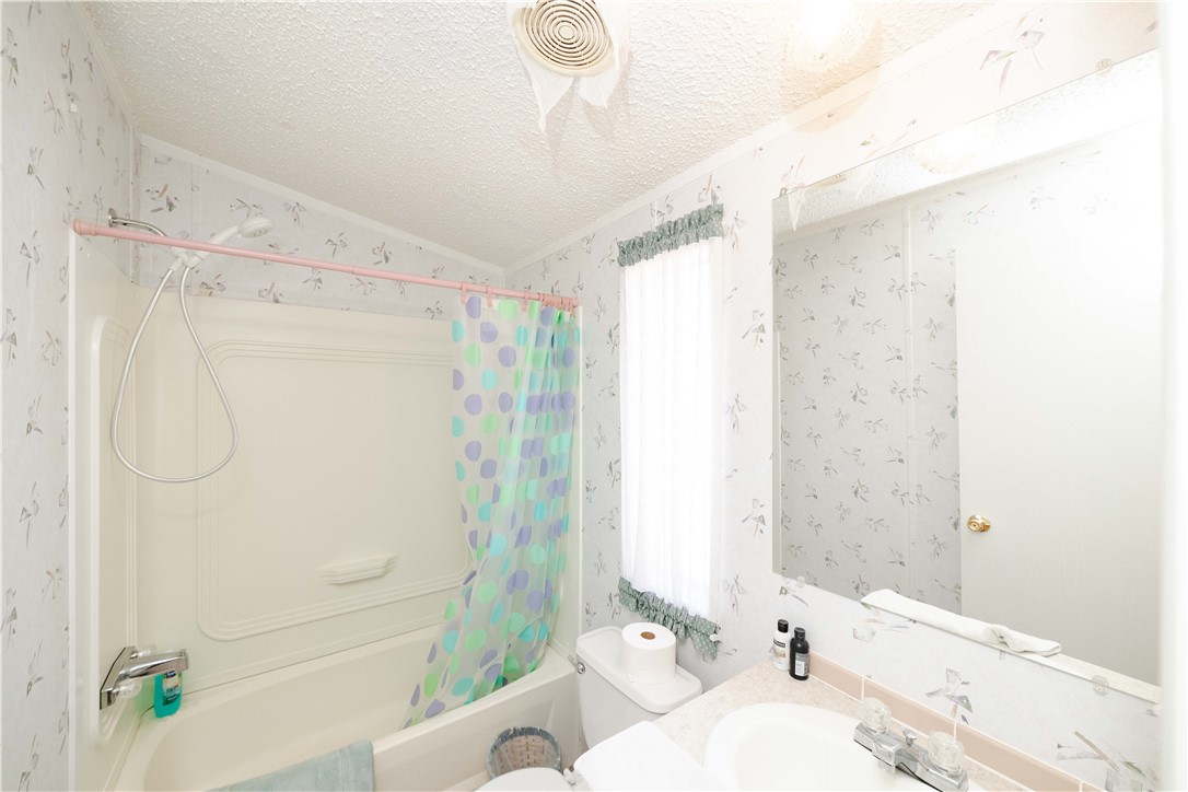 2304 South Estrella Road Golden Valley, AZ 86413 - Photo 46 of 46 Bathroom