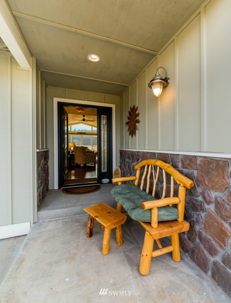 520 Pine Ridge Lane Cle Elum, WA 98922 - Photo 4 of 25 Gallery Image 4