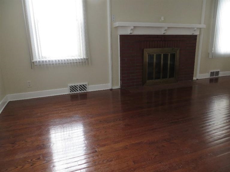 2270 Ranburn Drive Gary, IN 46408 - Photo 3 of 10 767x575