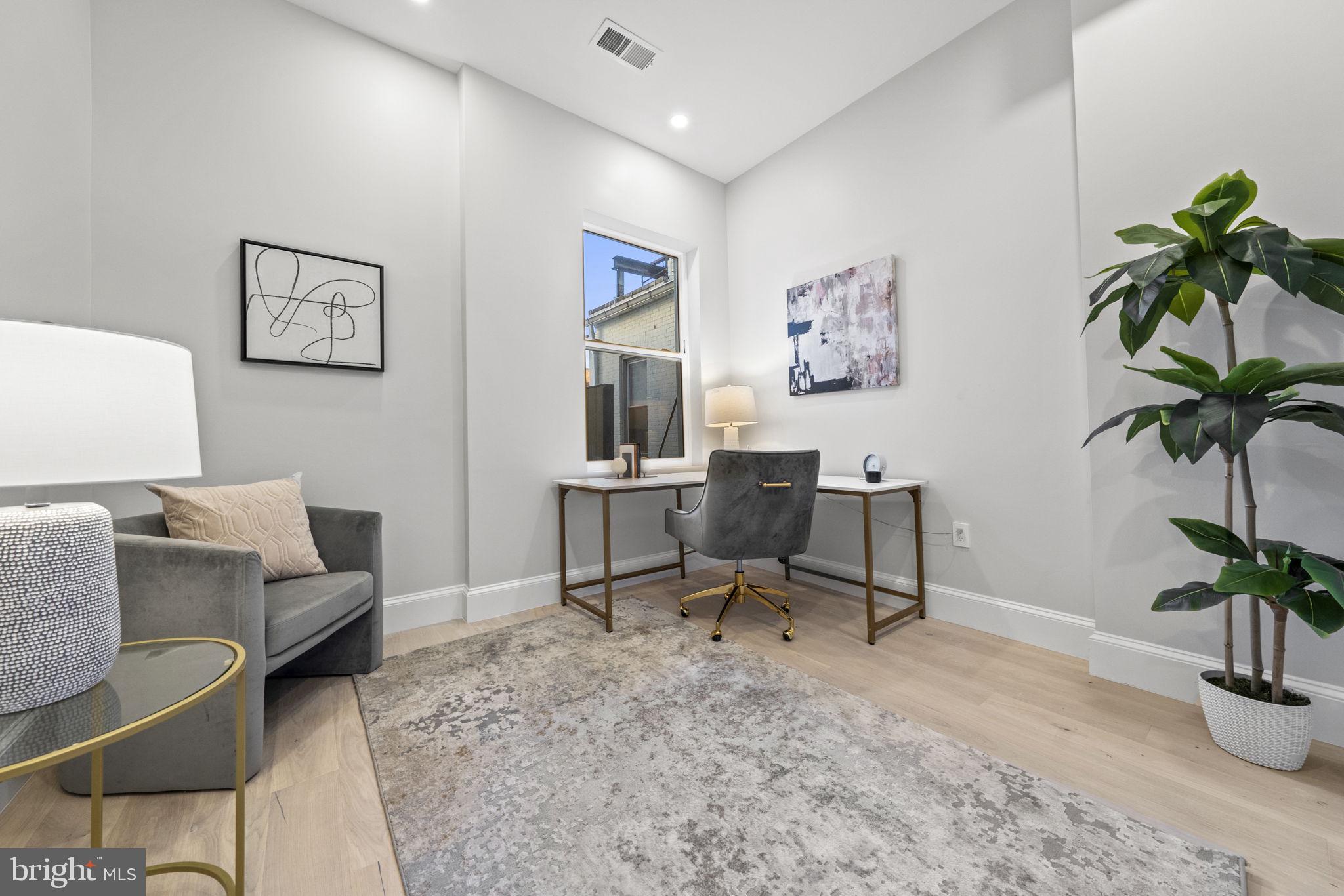 1708 16th Street Northwest, Unit 4 Washington, DC 20009 - Photo 13 of 21