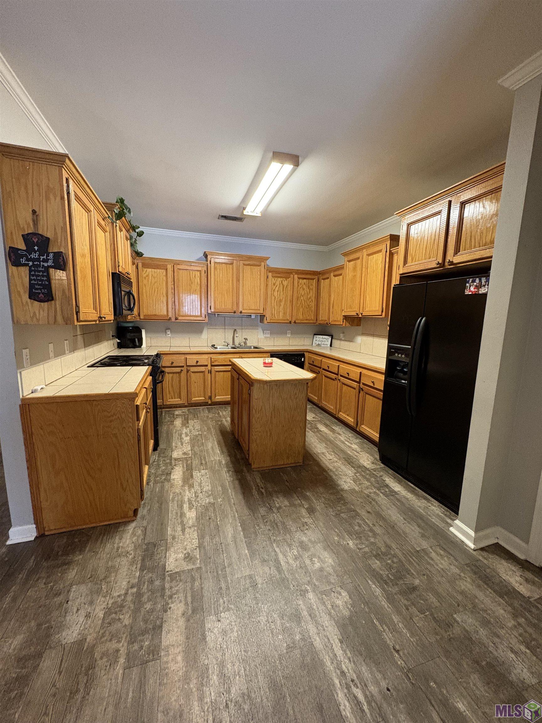 9031 Crosscreek Avenue Baton Rouge, LA 70810 - Photo 3 of 23