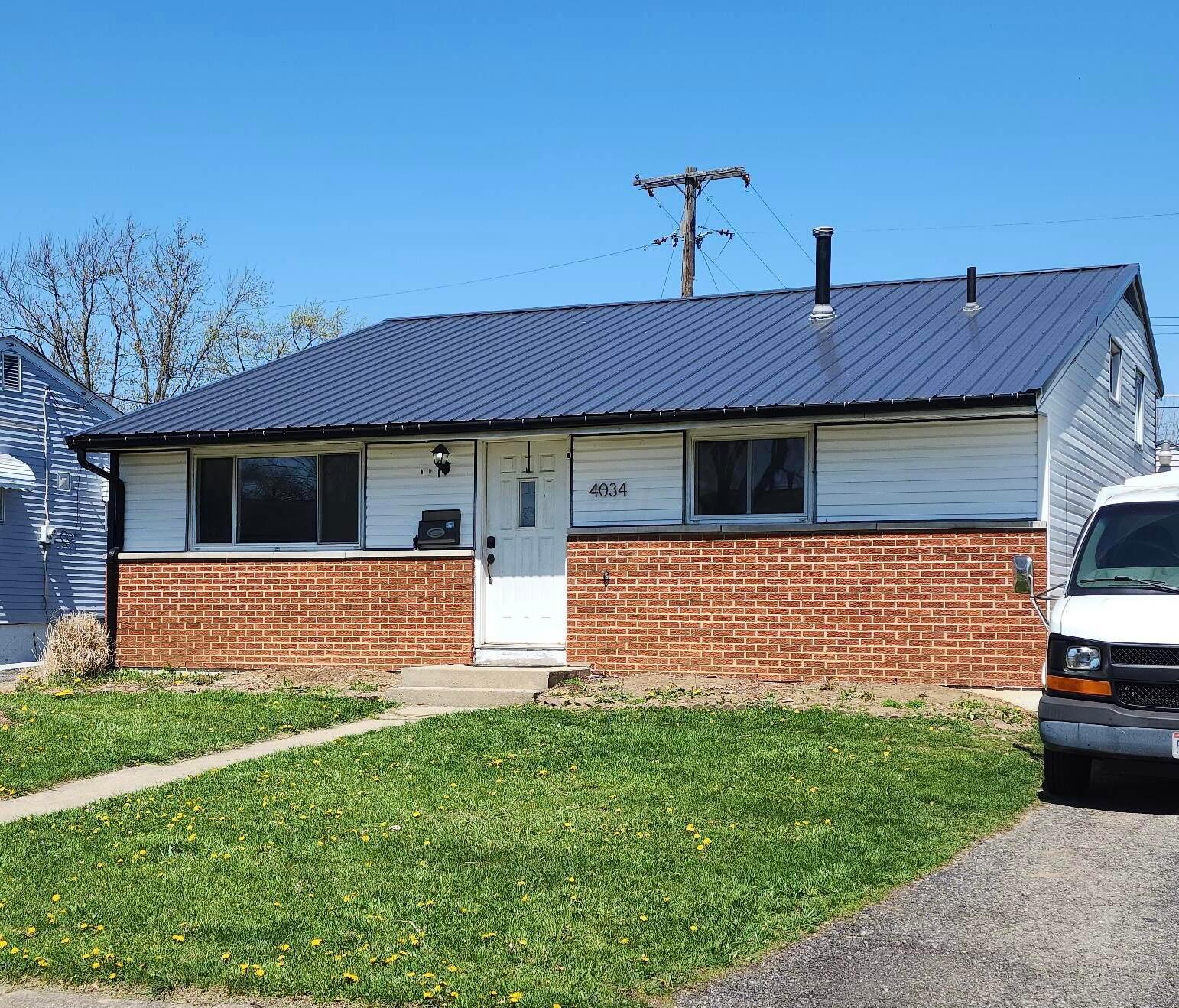 4034 Randell Road Columbus, OH 43228 - Photo 1 of 11 Front Photo