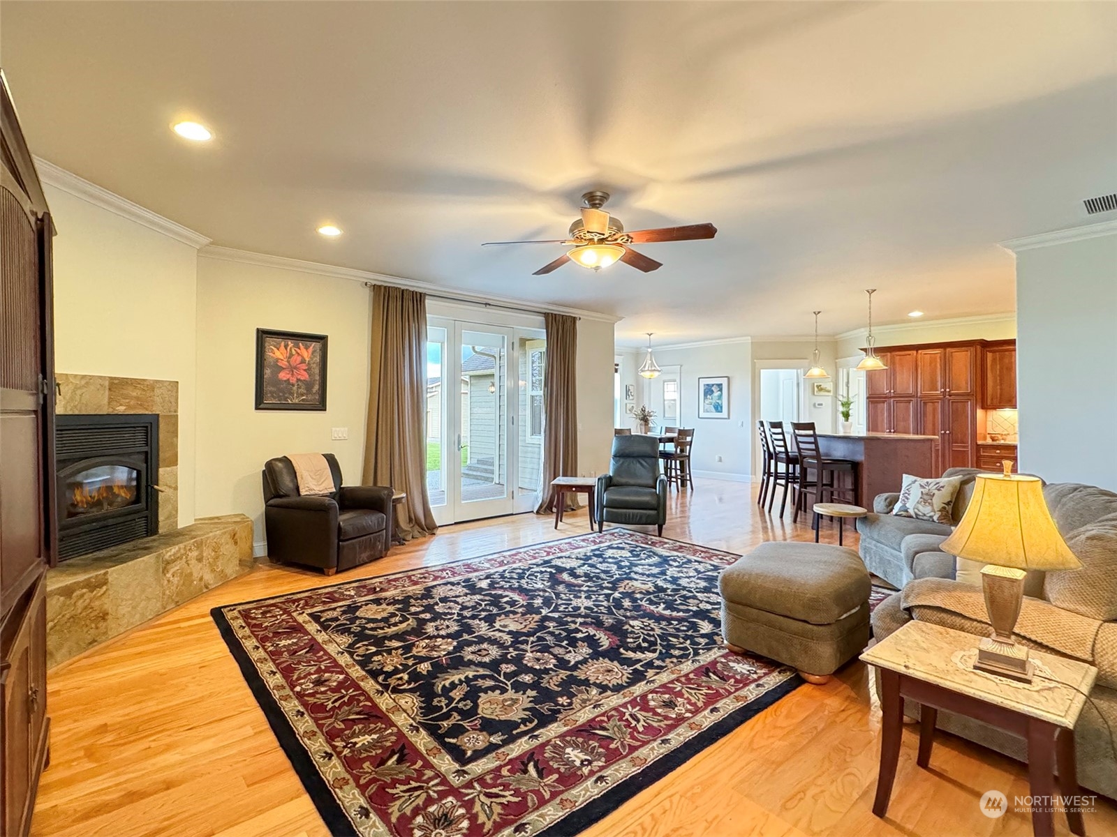 31 Fergy Lane Sequim, WA 98382 - Photo 6 of 40 a living room with furniture and a fireplace
