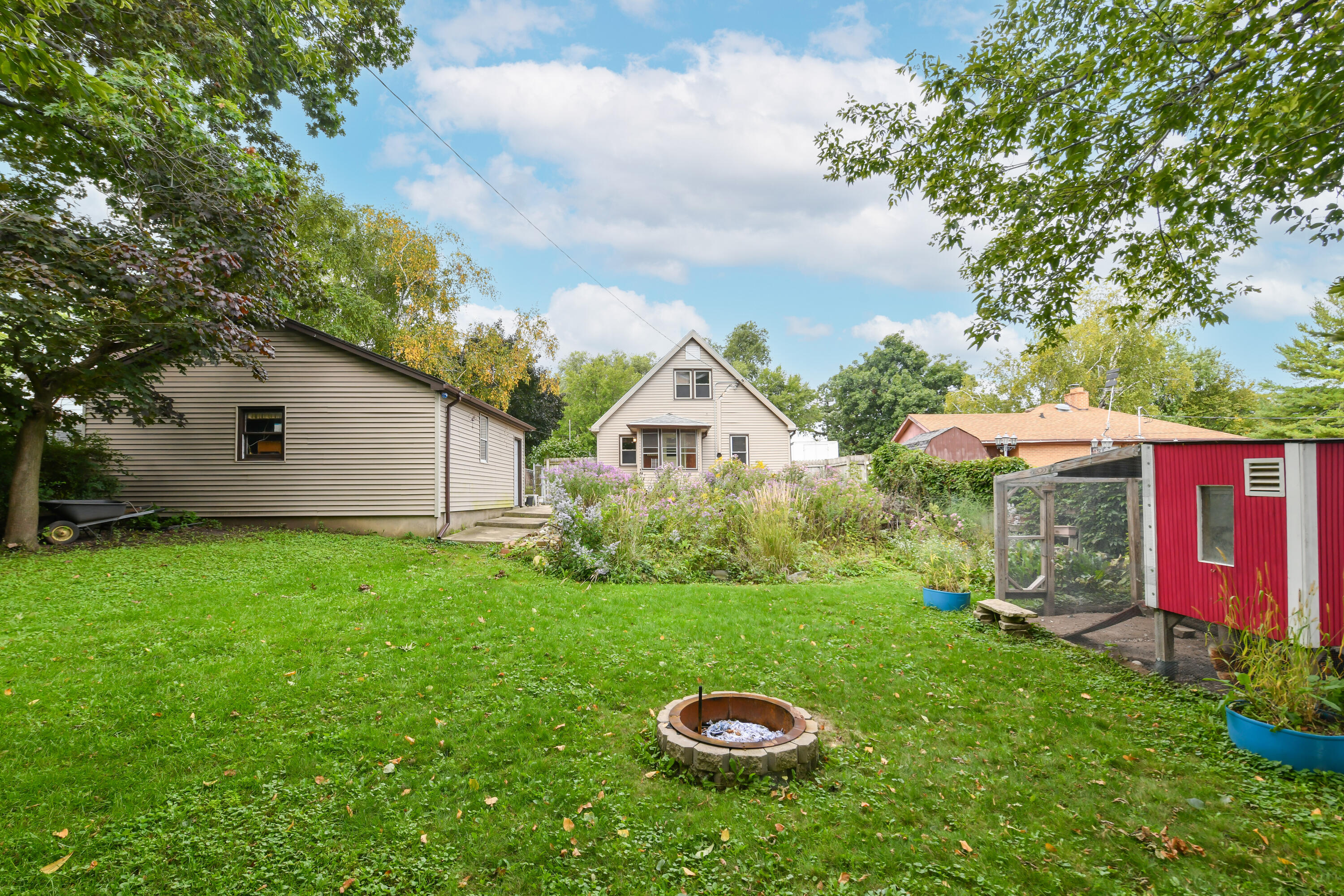 1509 Illinois Street Racine, WI 53405 - Photo 31 of 35 HEN_9415 (4)