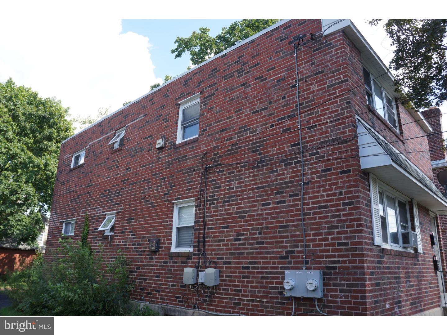 155 East Avon Road Brookhaven, PA 19015 - Photo 4 of 7 Exterior Side