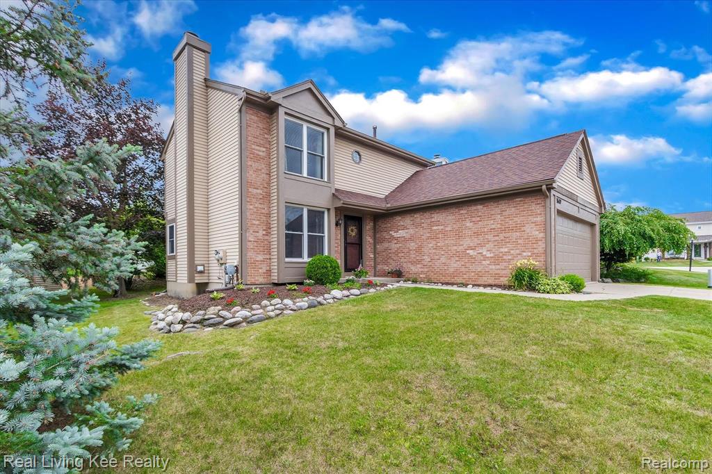 1609 Stonecrest Drive Rochester Hills, MI 48307 - Photo 3 of 39