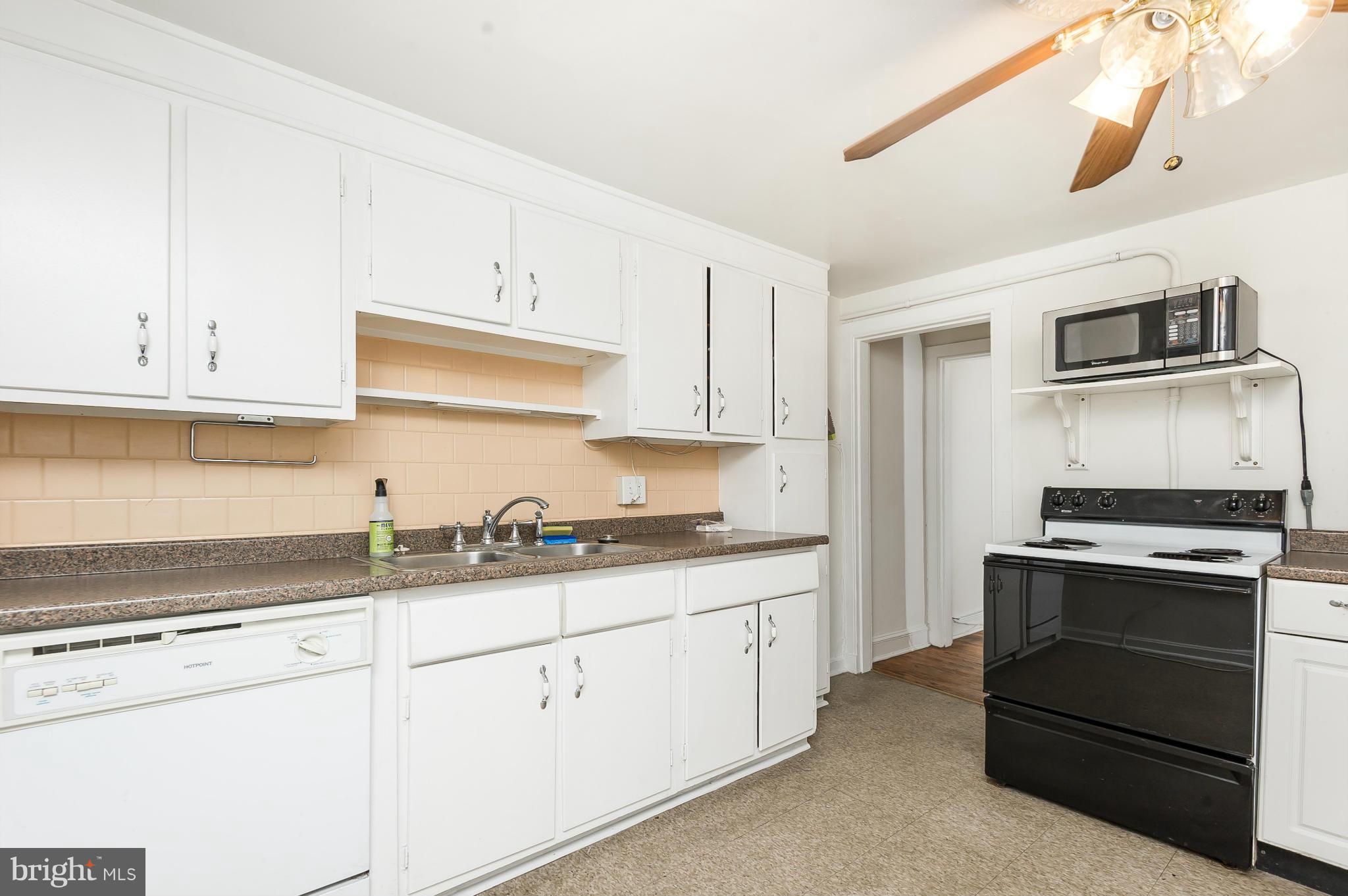 3531 Falls Road Baltimore, MD 21211 - Photo 19 of 29 Kitchen