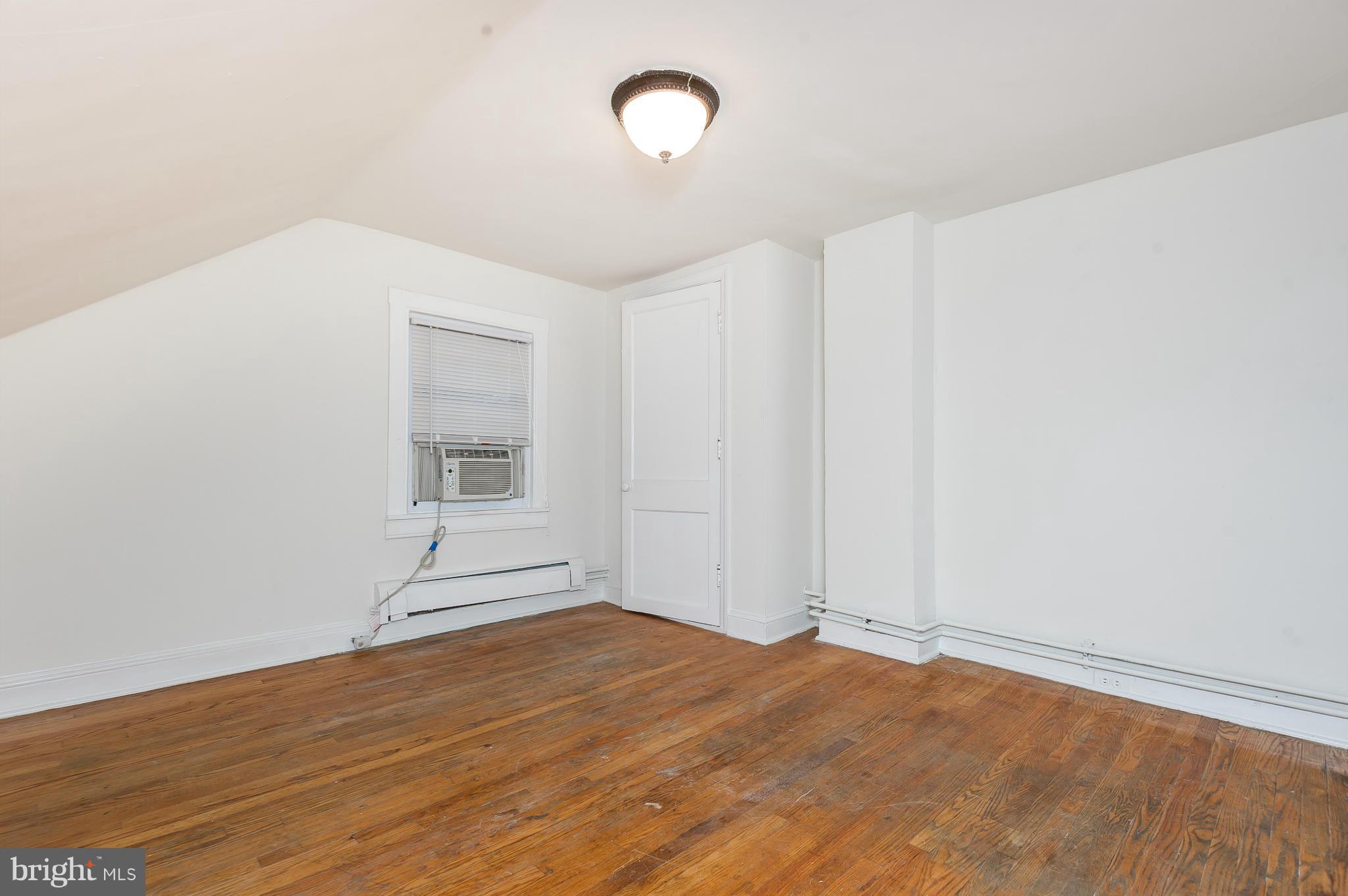 3531 Falls Road Baltimore, MD 21211 - Photo 23 of 29 Bedroom